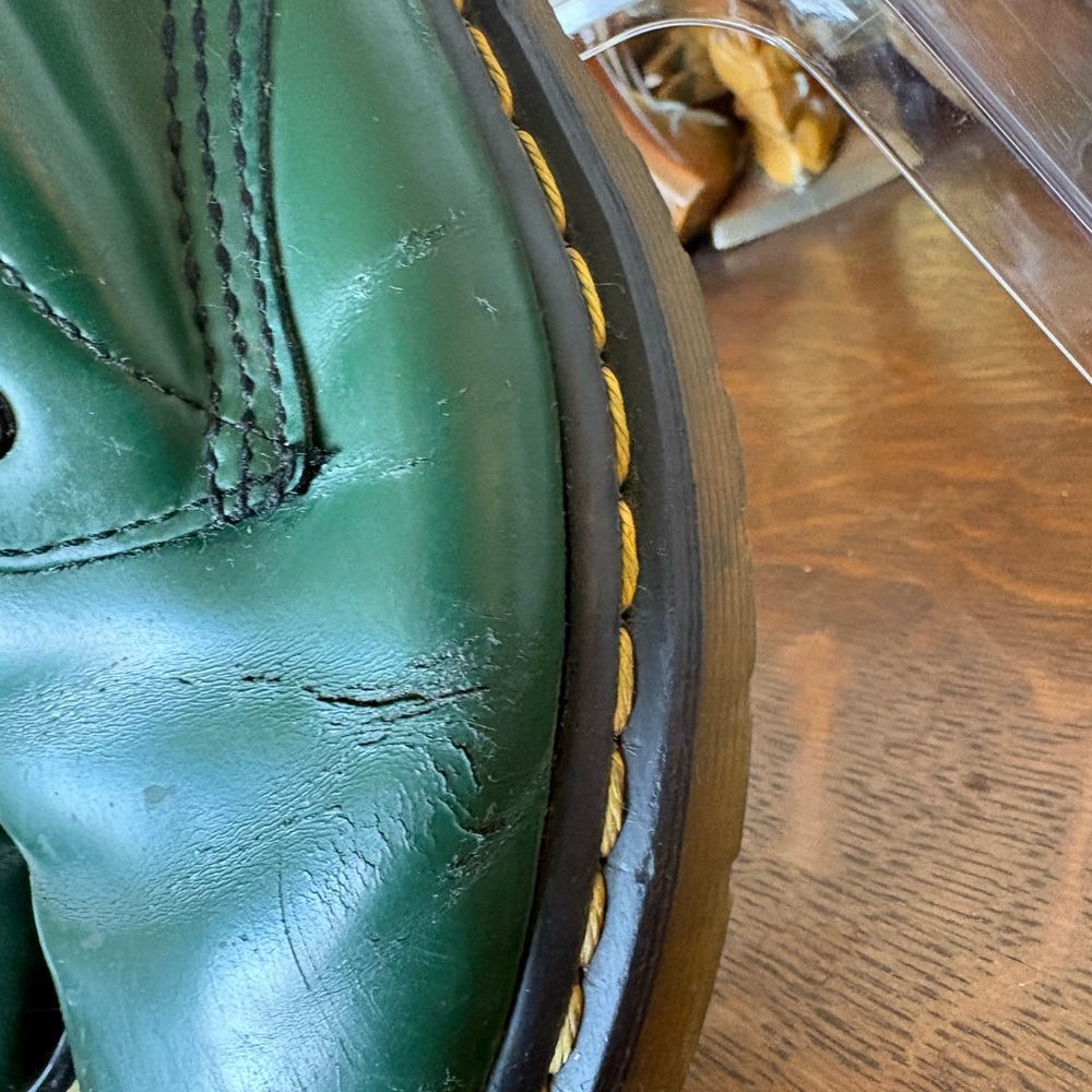 Doc Martens 1460 smooth leather green boots women size 7. - Picture 8 of 15